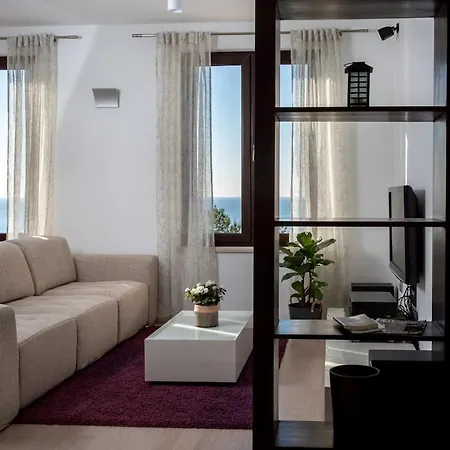 White Luxury With Seaview Apartment Dubrovnik