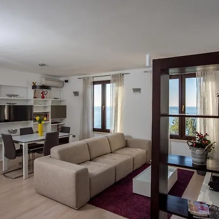 Apartment White Luxury With Seaview